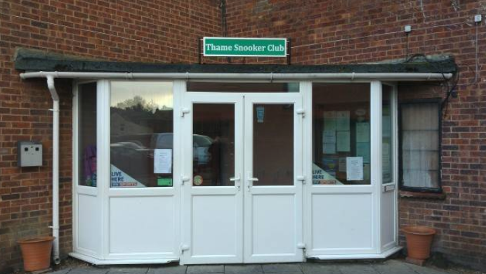 Thame snooker club frontage